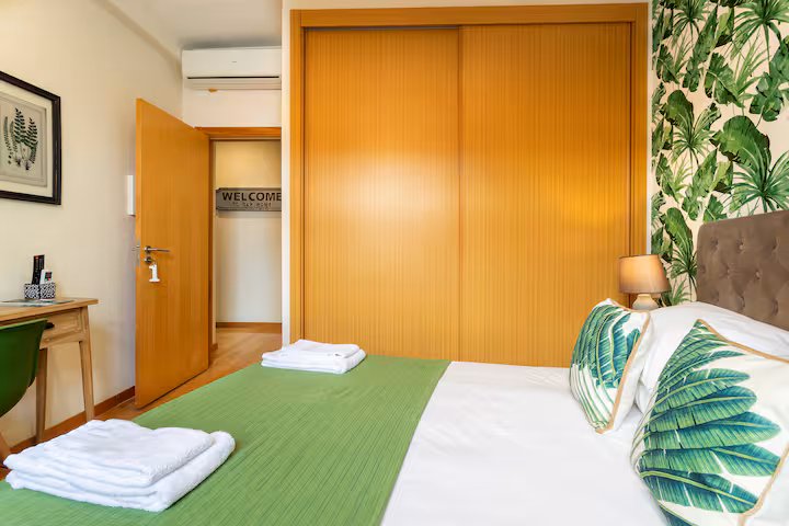 Green double room